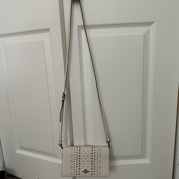 New Coach Ivory Studded Wallet on a Chain - Picture 8 of 11